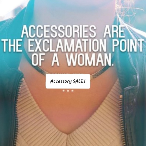 Jewelry and accessories - Picture 4 of 12